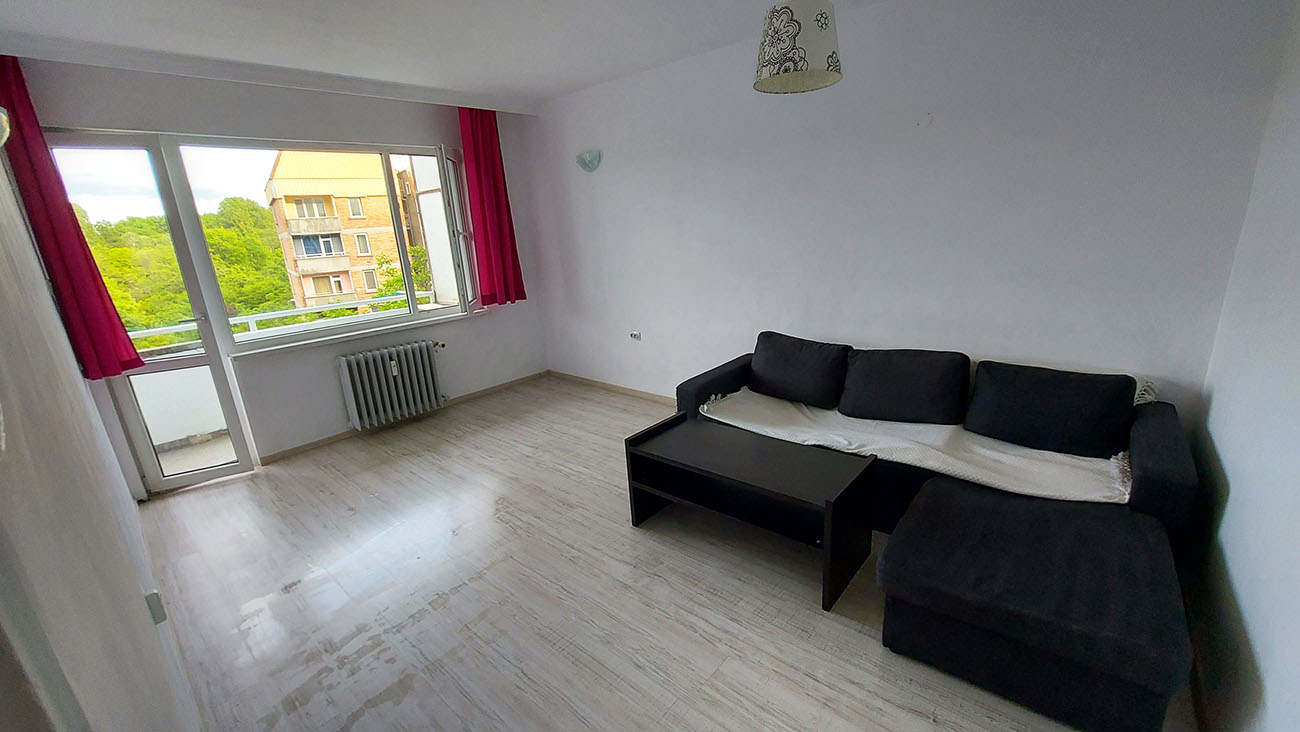 Слънчев и светъл 2-стаен, кв. Гоце Делчев