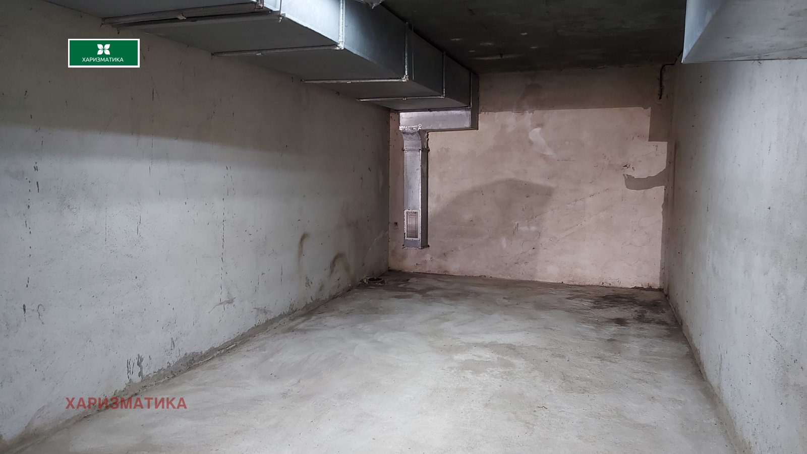 Гараж самостоятелен в Младост 2 със заключваща се ролетна врата