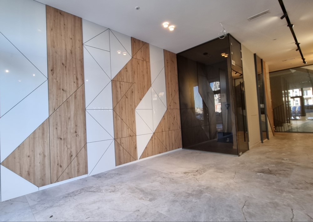 Луксозен нов двустаен апартамент в широк център