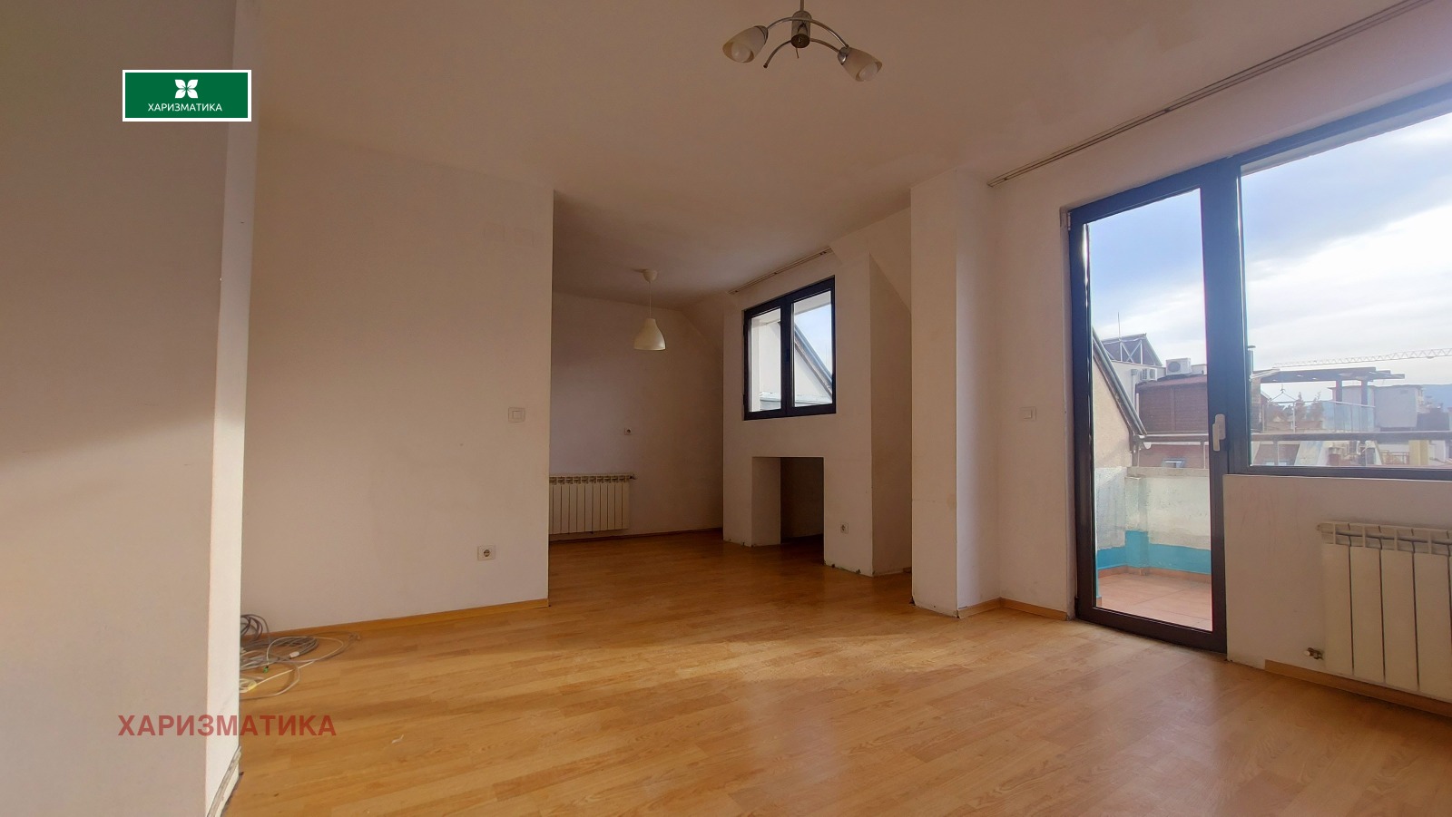 Слънчев, светъл, панорамен, изцяло южен мезонет с гараж