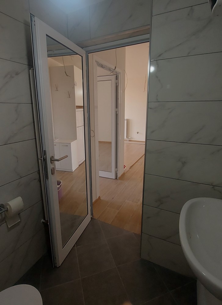 Луксозен нов двустаен апартамент в широк център