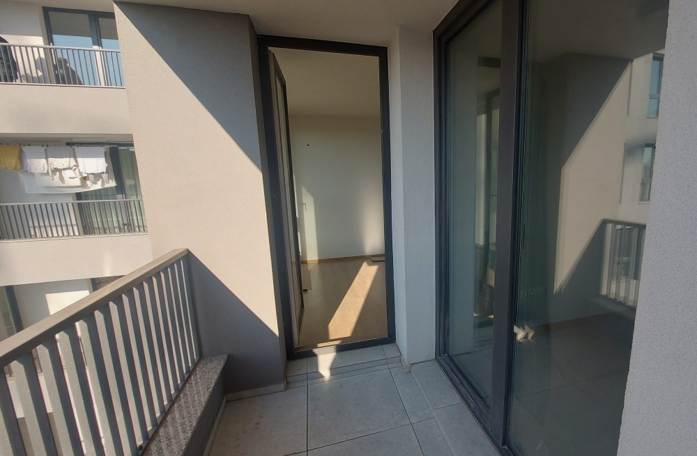 Луксозен нов двустаен апартамент в широк център