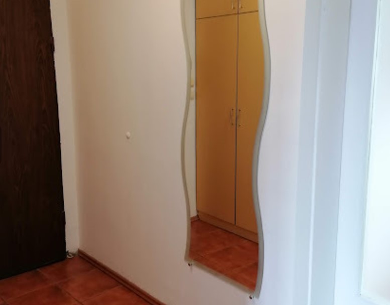 Светъл и обзаведен двустаен в кв. Стрелбище